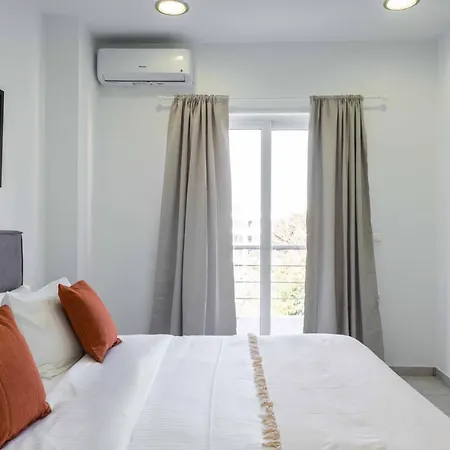 Phaedrus Living: View Flat *