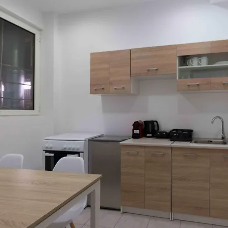 Apartment Phaedrus Living: View Flat